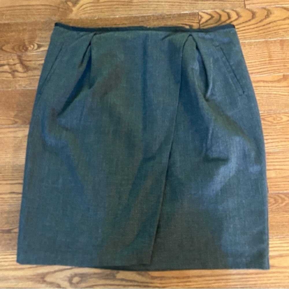Benetton women's wrap  style skirt in‎ size 42